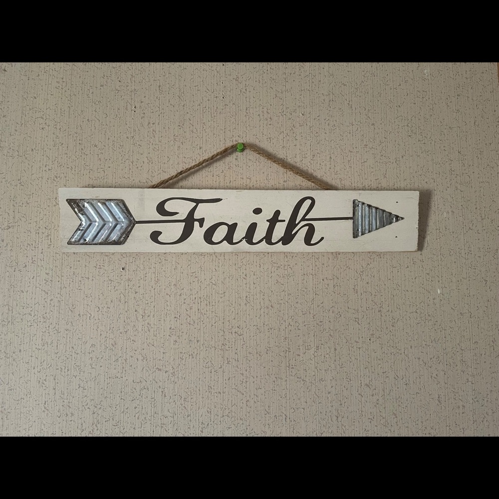 Faith sign wall decor